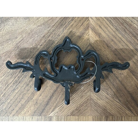 Art Nouveau Cast Iron Wall Triple Hook Towel/Entryway/Hall Tree Victorian Goth - Picture 3 of 7